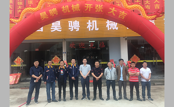 莱工.jpg 莱工.jpg